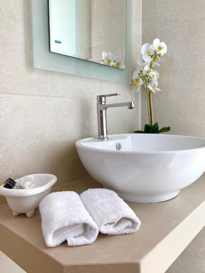 Eleftheria Hotel & Apartments Ornos  Ngoại thất bức ảnh