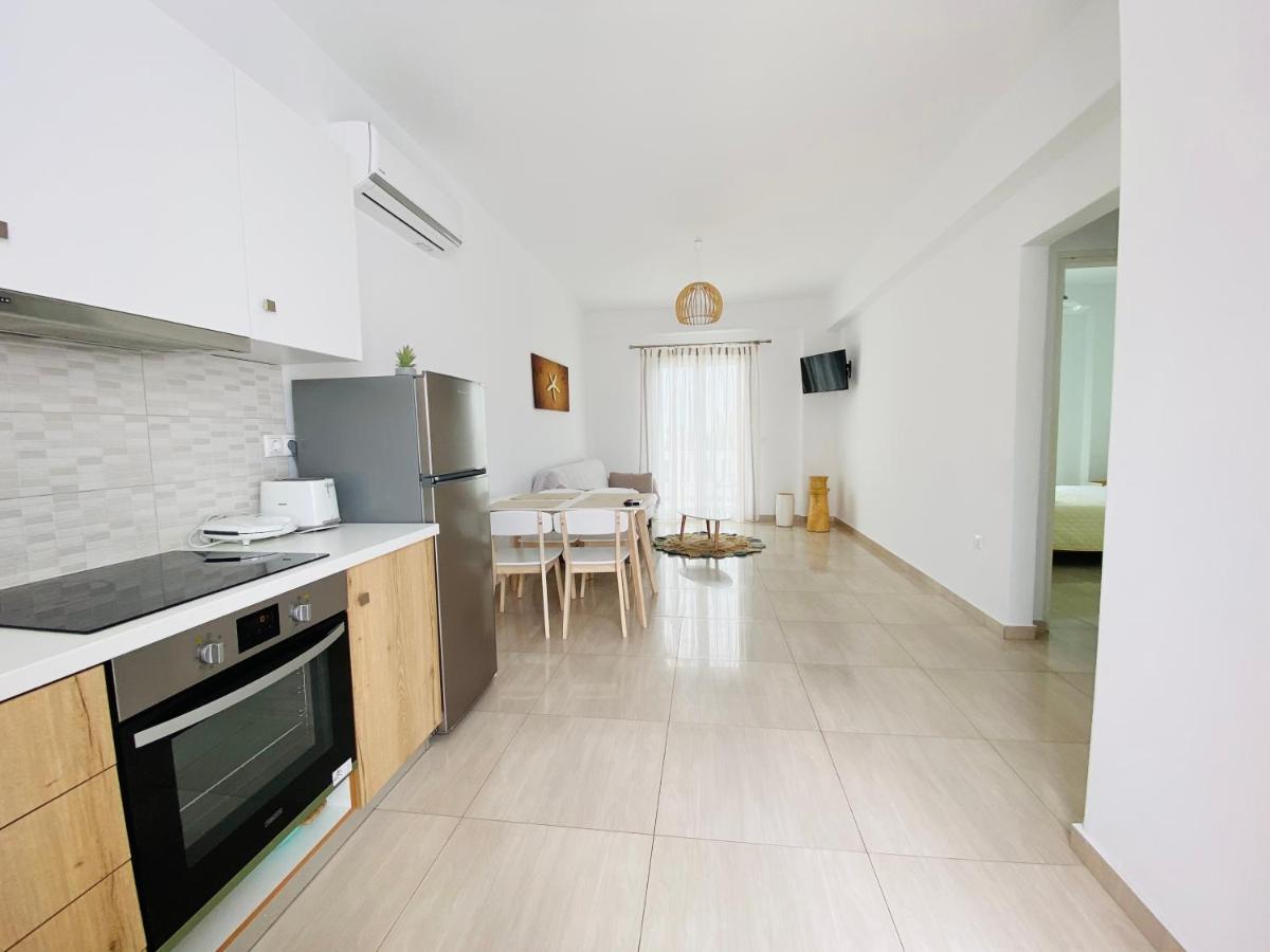 Eleftheria Hotel & Apartments Ornos  Ngoại thất bức ảnh