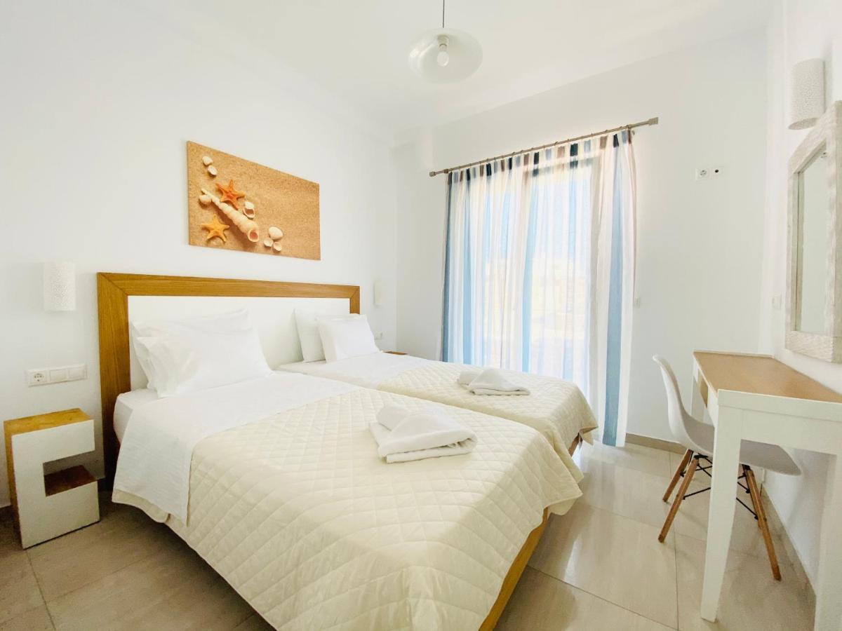 Eleftheria Hotel & Apartments Ornos  Ngoại thất bức ảnh